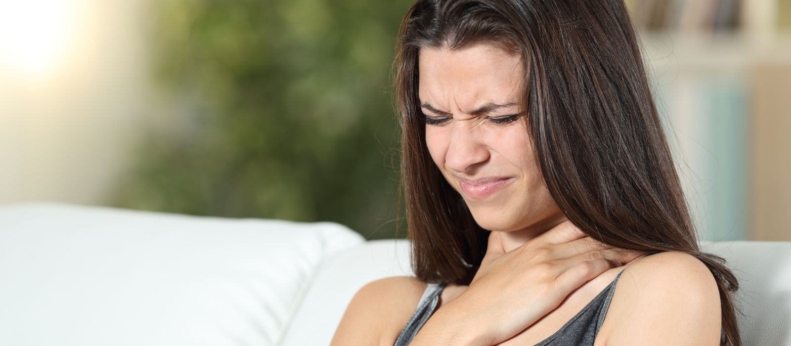 what are early signs of perimenopause and how to manage them