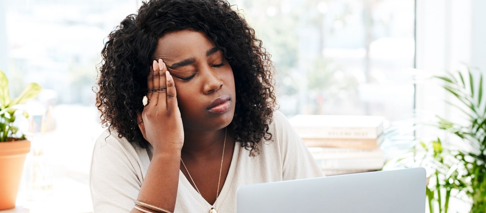 woman thinking repetitively stuck in thoughts